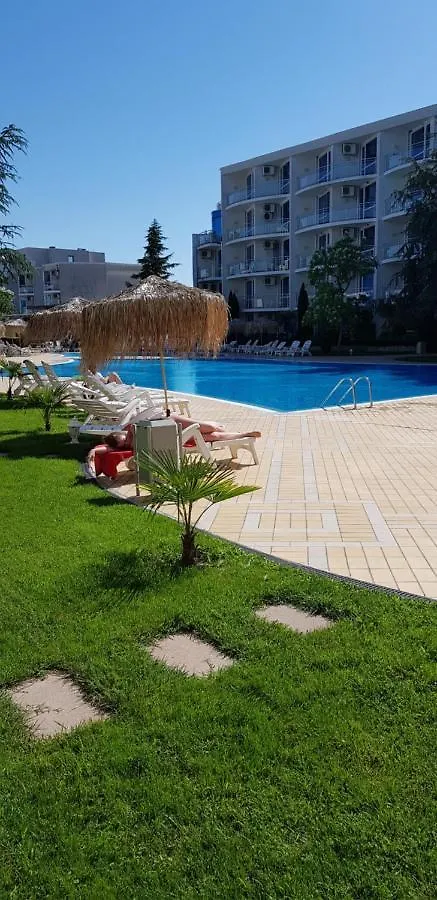 Apartment With Green Terrace Burgas Bulgarien