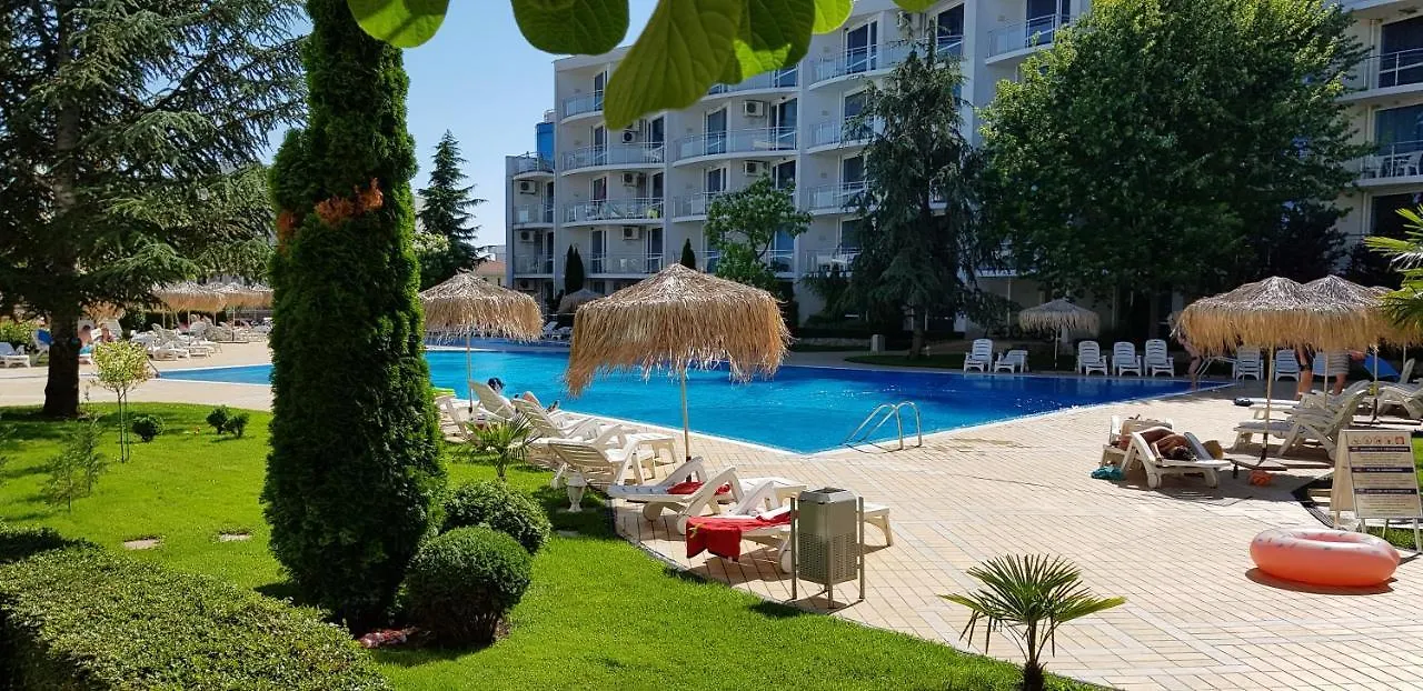 Apartment With Green Terrace Burgas